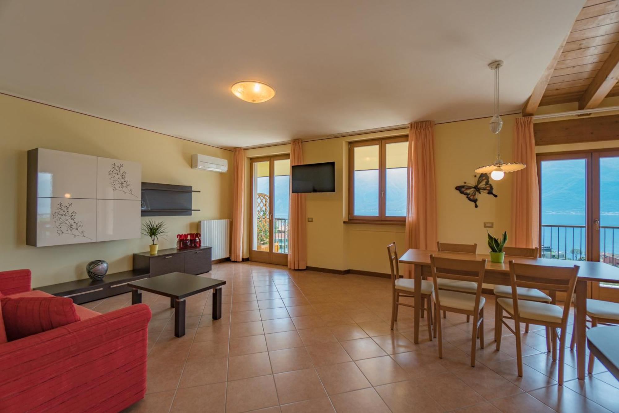 Apartments "Villa Imelda" Лимоне-суль-Гарда Экстерьер фото